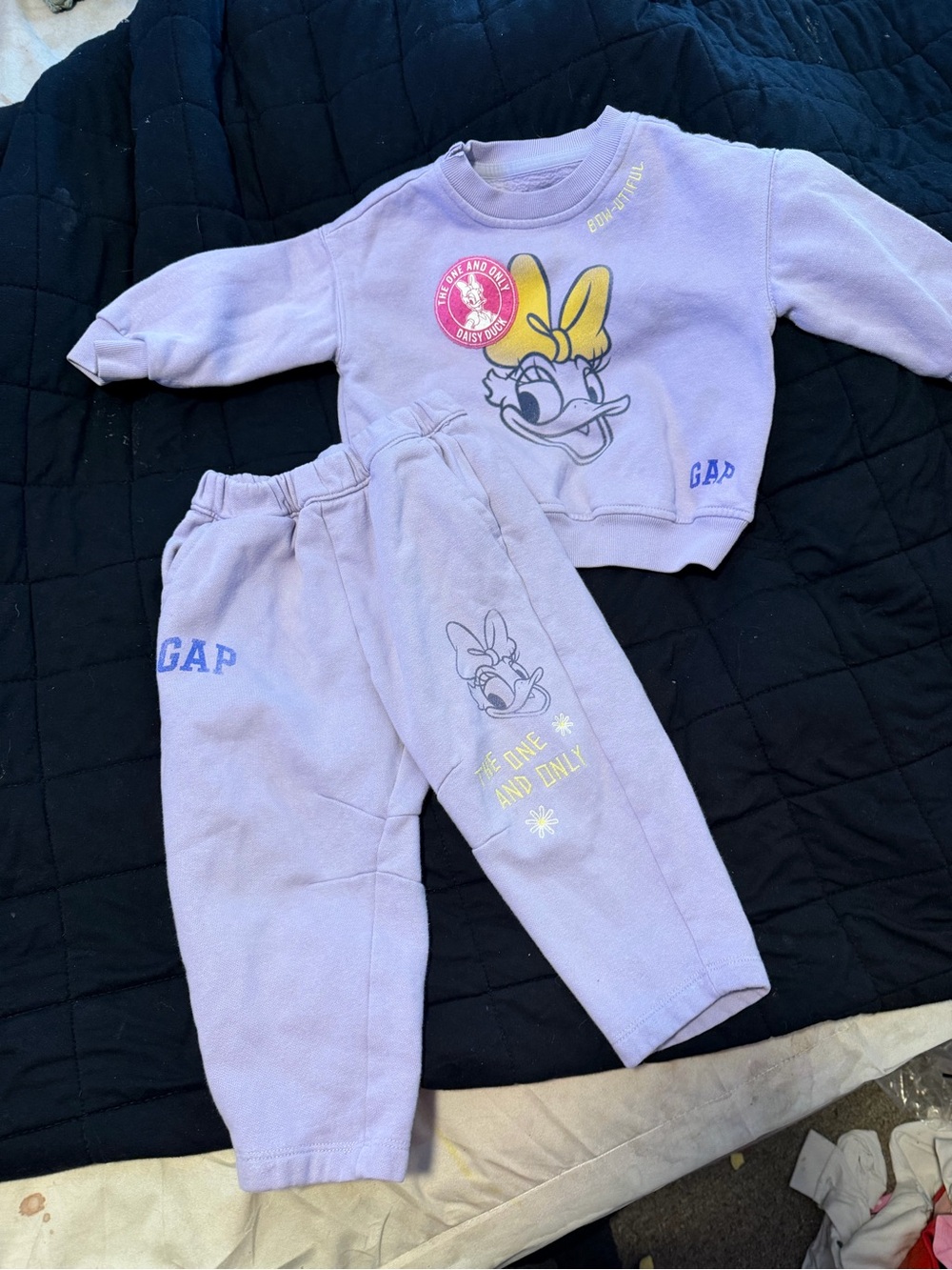 GAP Kids Lavender Daisy Duck Sweatshirt & Joggers Set with Yellow Accents